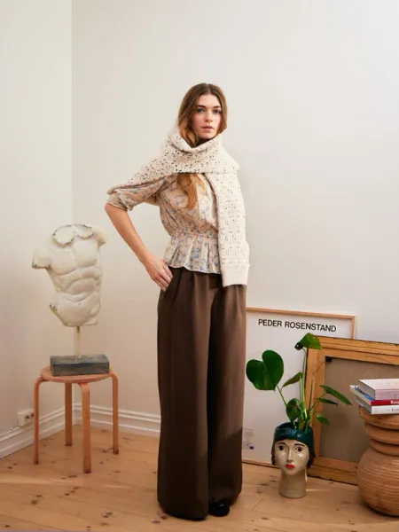 Hovedbilde Enkeltoppskrift / 2403 DIY / Nr. 6  Fleur sweater