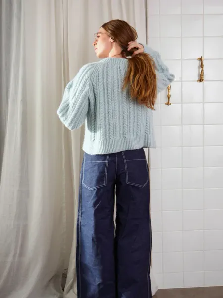 Hovedbilde Enkeltoppskrift / 2403 DIY / Nr. 10  Kaja sweater