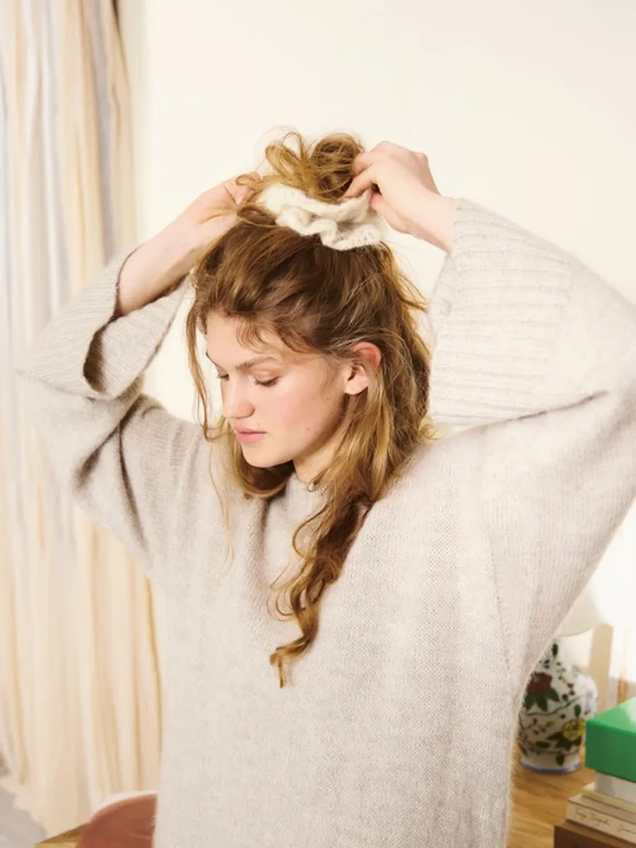 Enkeltoppskrift / 2502 DIY / Nr. 11  Fleur Scrunchie